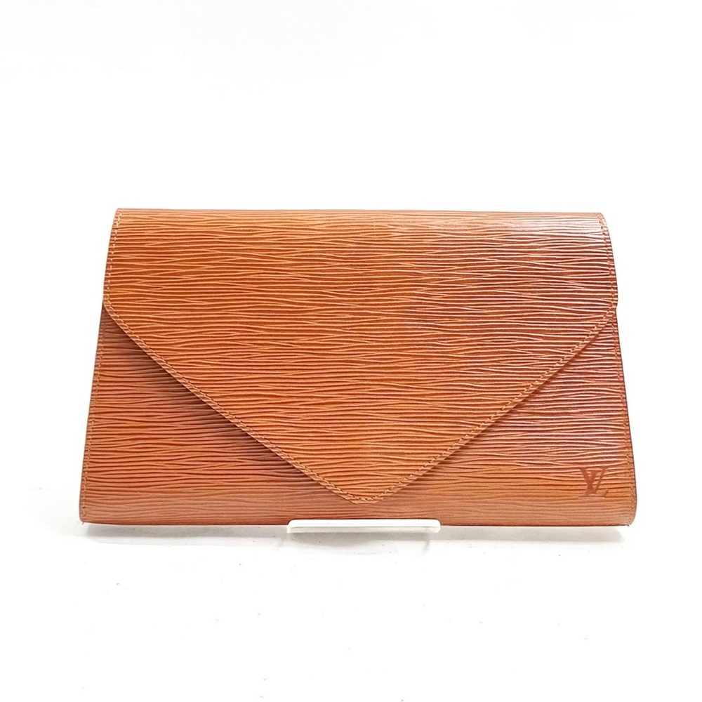 Louis Vuitton clutch